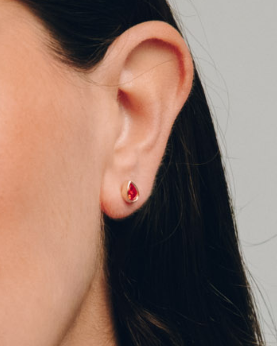 Spark Flame studs pear